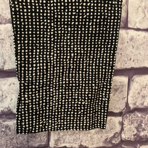 Banana Republic Ankle Pants Size 4P - Picture 9 of 10